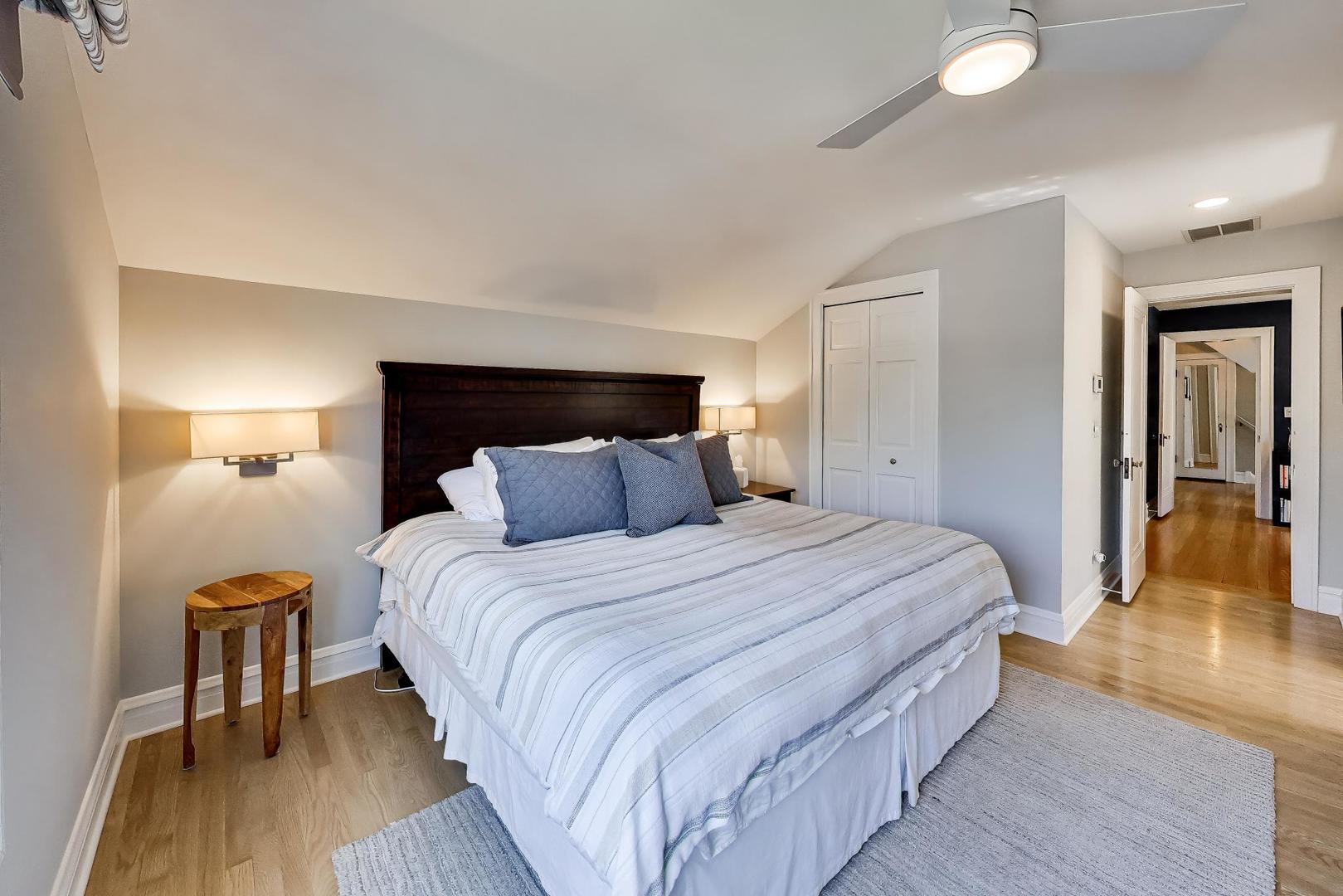 6308 North Indian Road Chicago, IL 60646 - Photo 15 of 45 Gallery Image 15