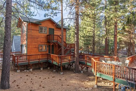 $699,900 | 209 East Aeroplane Boulevard, Big Bear City, CA 92314