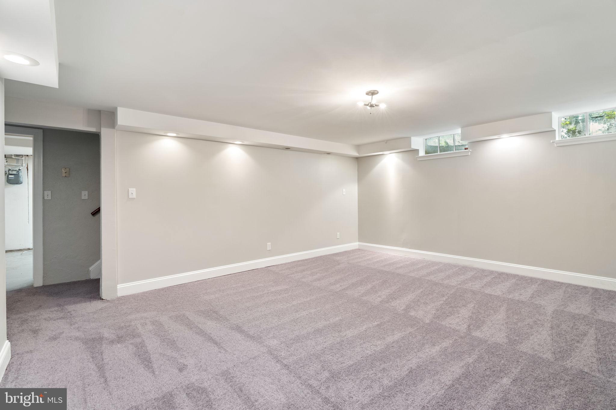 4733 Rock Spring Road Arlington, VA 22207 - Photo 35 of 40