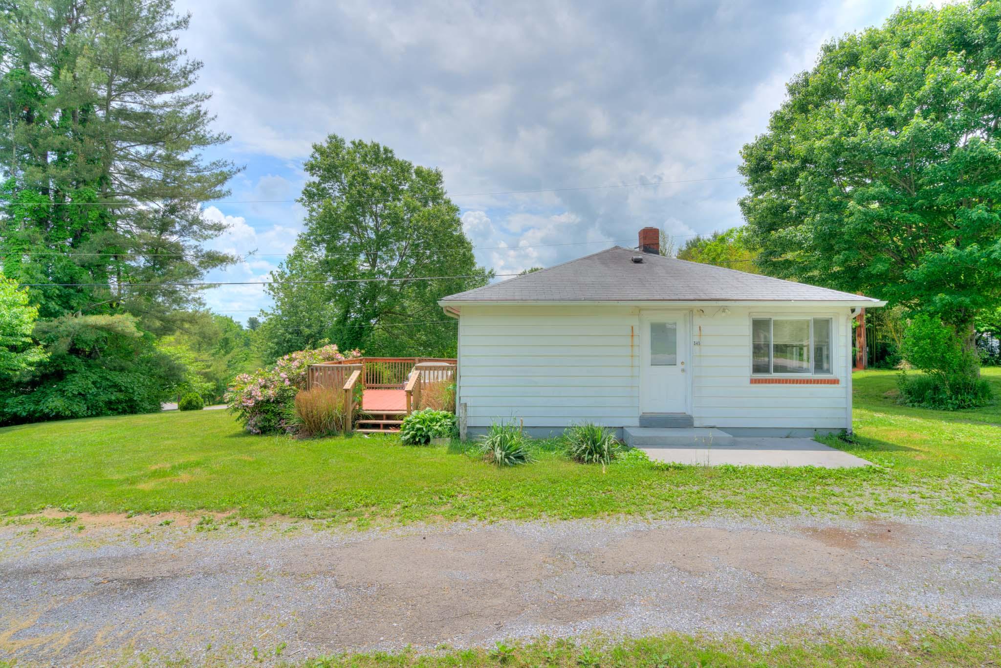 345 Merrimac Road Blacksburg, VA 24060 - Photo 3 of 18 345_Merrimac_Web-3