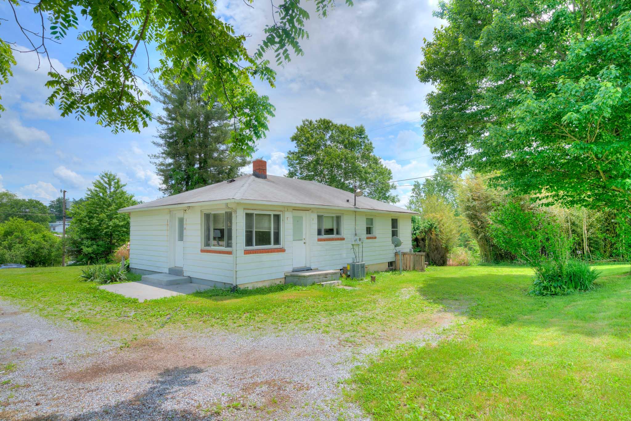 345 Merrimac Road Blacksburg, VA 24060 - Photo 4 of 18 345_Merrimac_Web-4