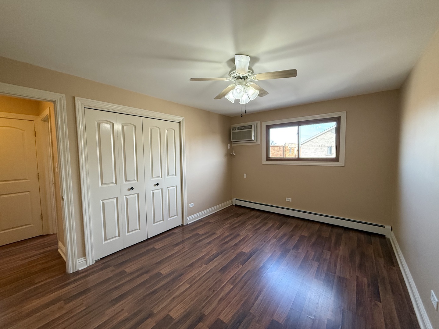 10625 Parkside Avenue, Unit 8 Chicago Ridge, IL 60415 - Photo 14 of 22 Gallery Image 14