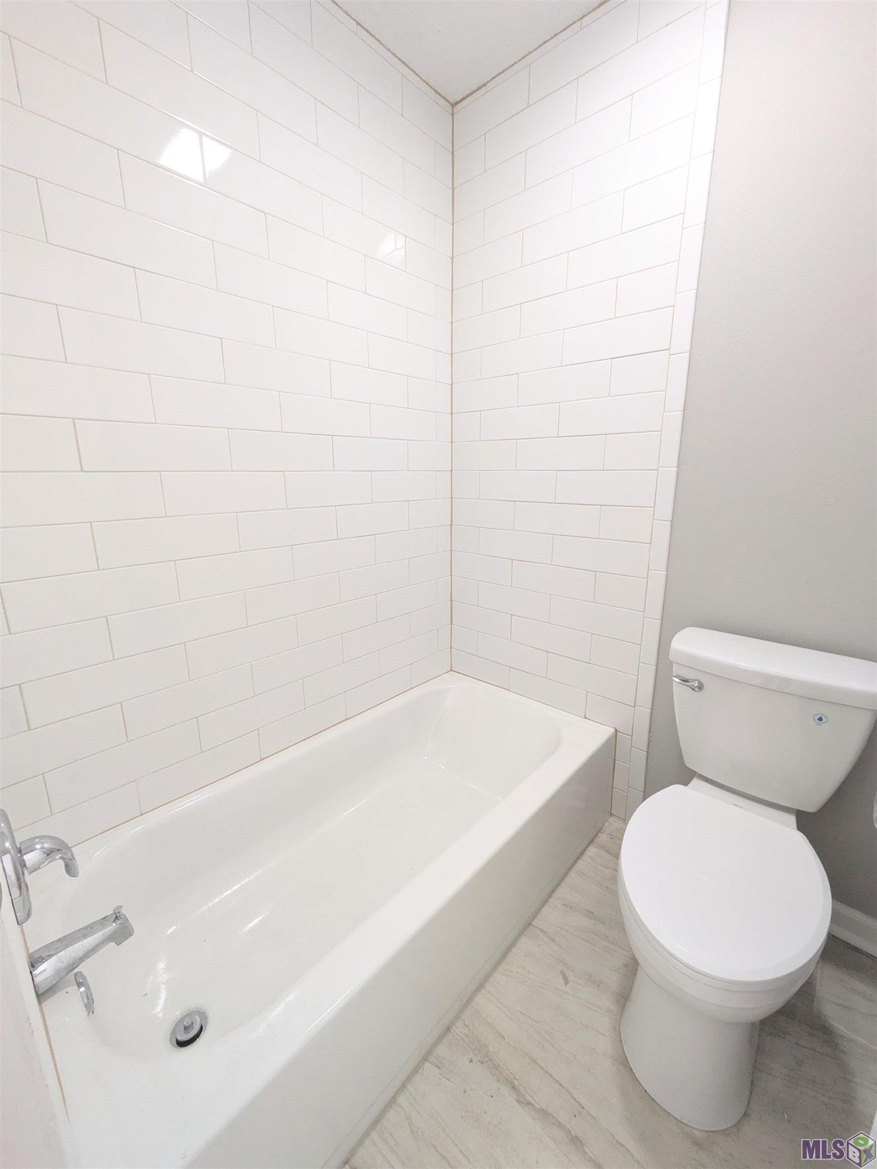 13639 Rampart Court Baton Rouge, LA 70810 - Photo 5 of 15 Gallery Image 5
