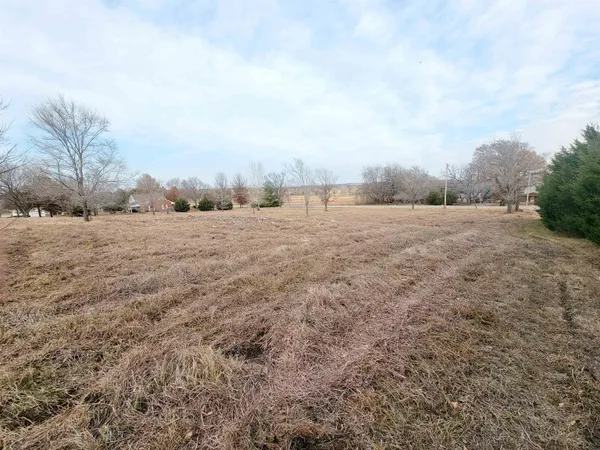 $65,000 | 4477 South Pike Road, Winfield, KS 67156