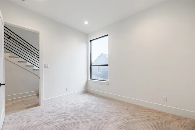 $4,800 | 1104 West 9th Street, Houston, TX 77007