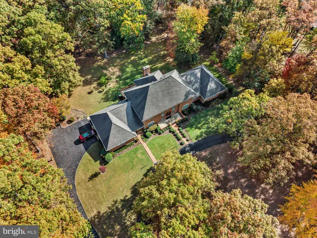 $1,025,000 | 32 Carriage Hill Lane, Fredericksburg, VA 22407