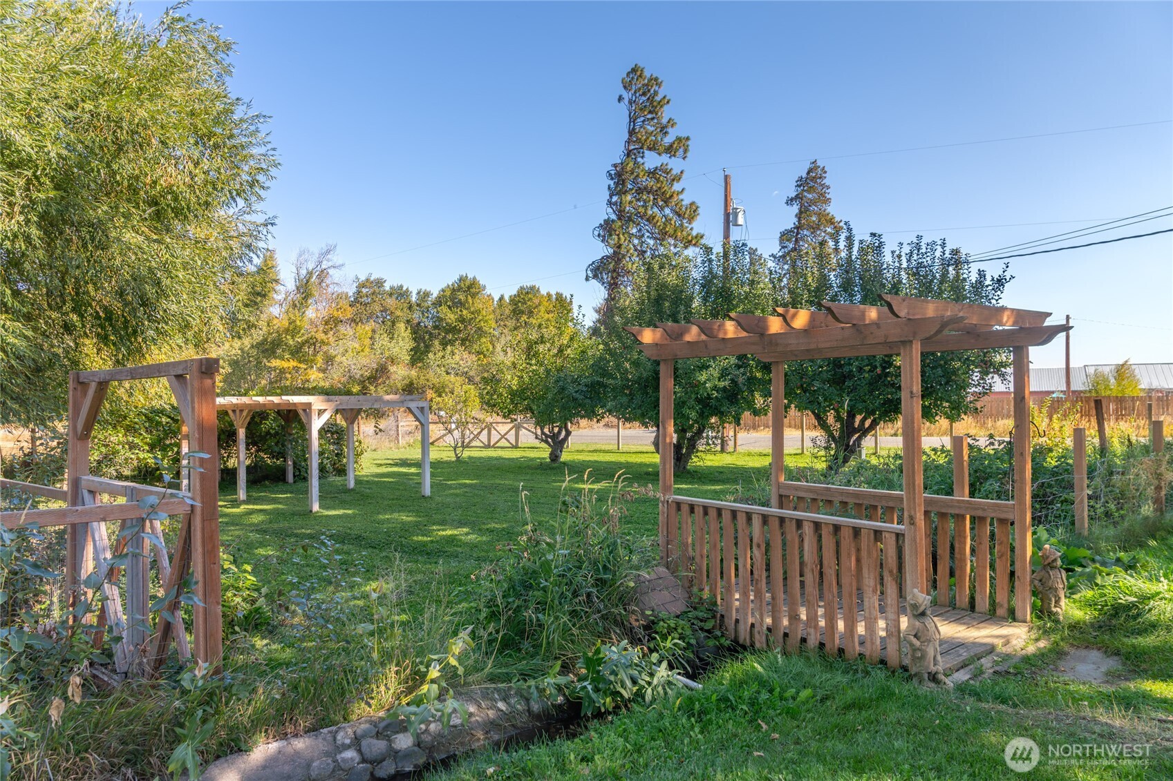 471 Klocke Road Ellensburg, WA 98926 - Photo 29 of 39 a view of a garden