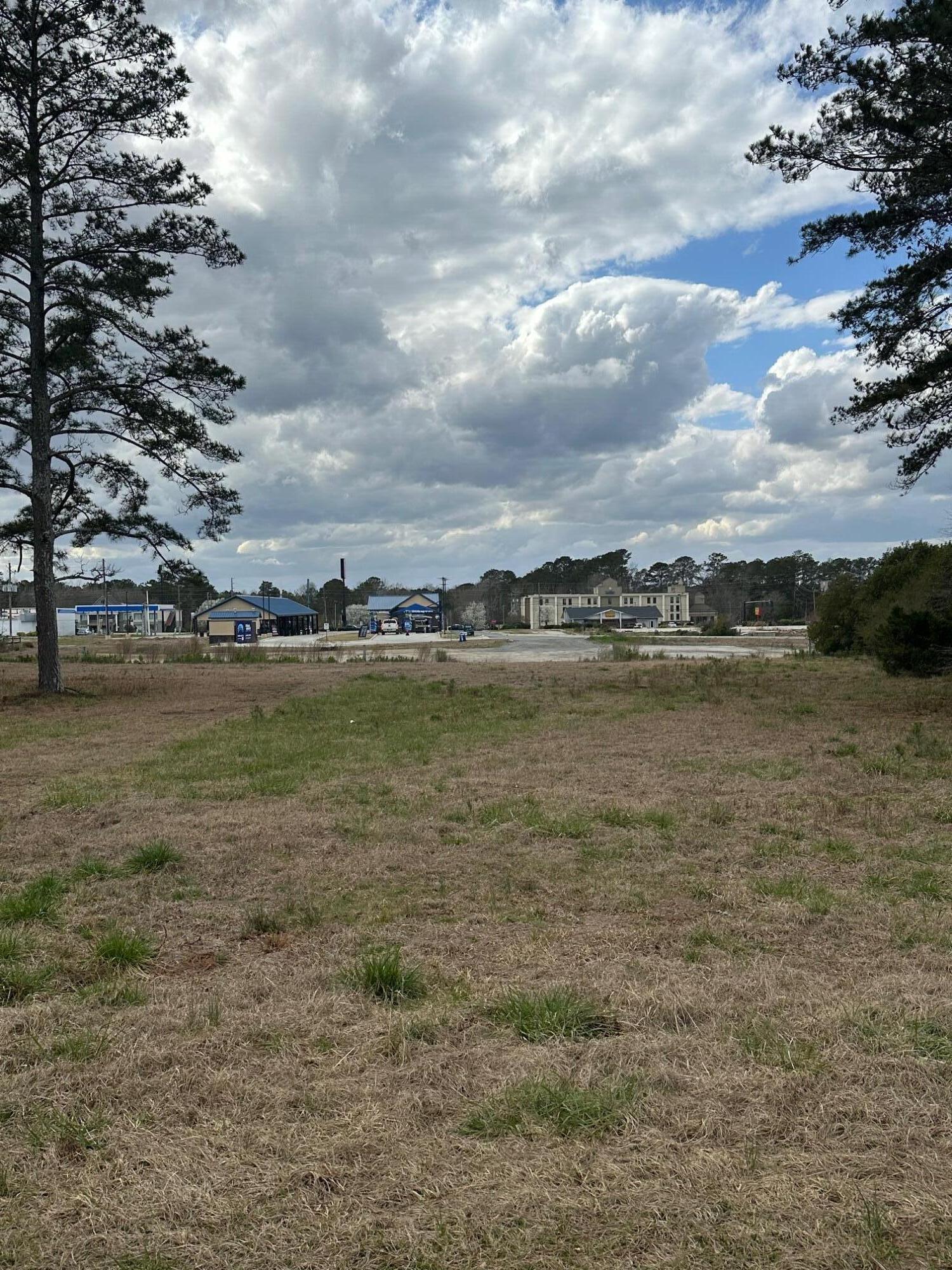 Lot B Dallas Drive Thomson, GA 30824 - Photo 3 of 5 Lot B and A to west