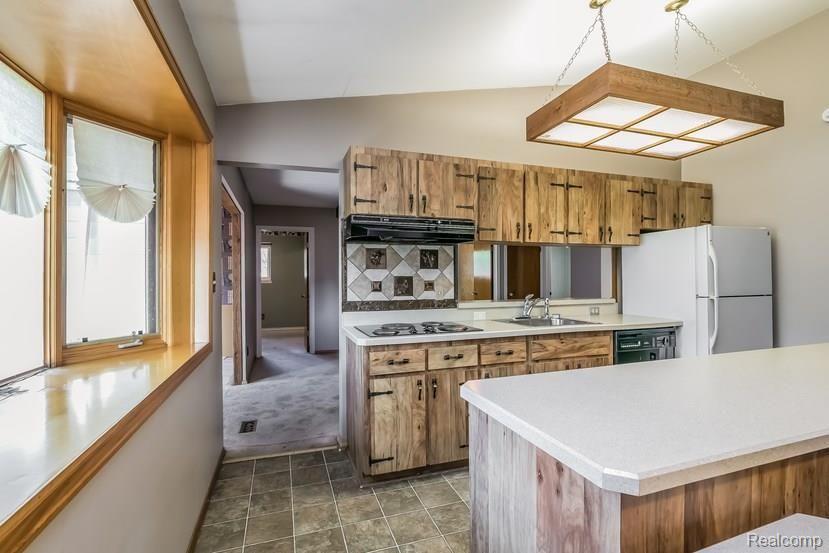 8536 23 Mile Road Shelby, MI 48316 - Photo 12 of 25