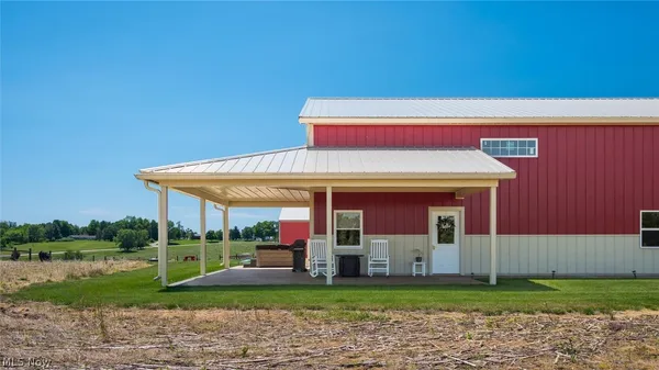 $1,000 | 10550 Amish Ridge Road, Mount Perry, OH 43760