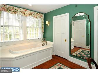 1454 Marshall Road Jenkintown, PA 19046 - Photo 9 of 12 Bathroom