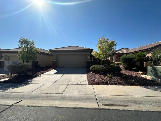 $1,750 | 6071 Saddle Horse Avenue, Las Vegas, NV 89122