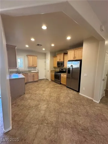 $1,750 | 6071 Saddle Horse Avenue, Las Vegas, NV 89122