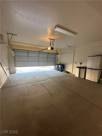 $1,750 | 6071 Saddle Horse Avenue, Las Vegas, NV 89122