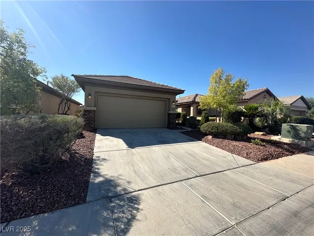 $1,750 | 6071 Saddle Horse Avenue, Las Vegas, NV 89122