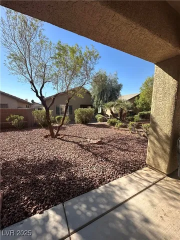 $1,750 | 6071 Saddle Horse Avenue, Las Vegas, NV 89122