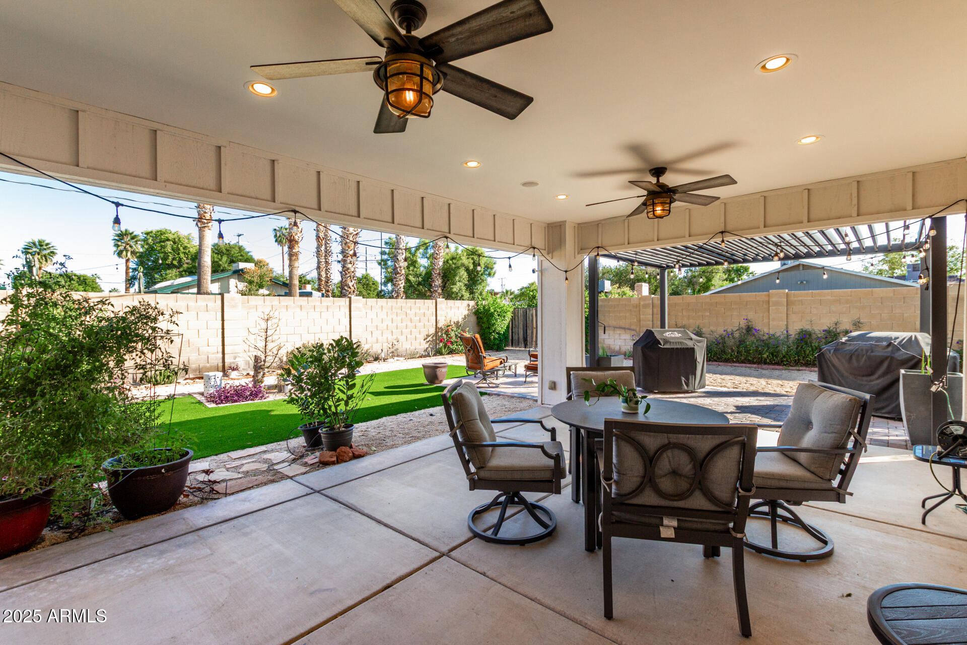 1135 East Lawrence Road Phoenix, AZ 85020 - Photo 21 of 23 a view of a dining room with furniture window and outside view