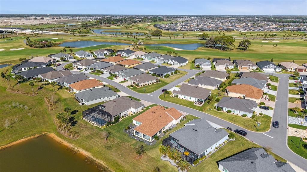 6126 Mulligan Run The Villages, FL 32163 - Photo 8 of 70