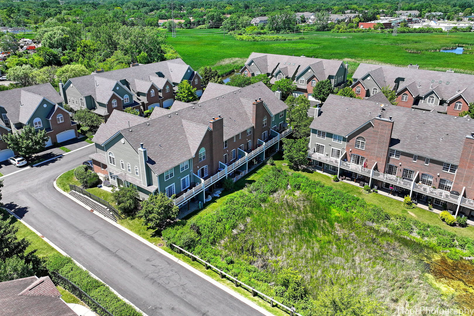 449 West Fairview Circle Palatine, IL 60067 - Photo 3 of 5