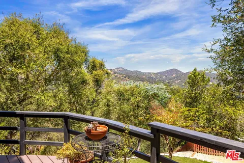 $2,195,000 | 19805 Valley View Drive, Topanga, CA 90290