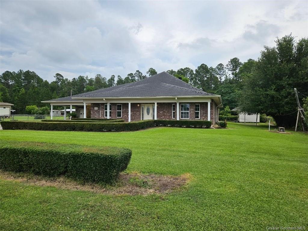 1354 Lavergne Road Lake Charles, LA 70611 - Photo 3 of 9