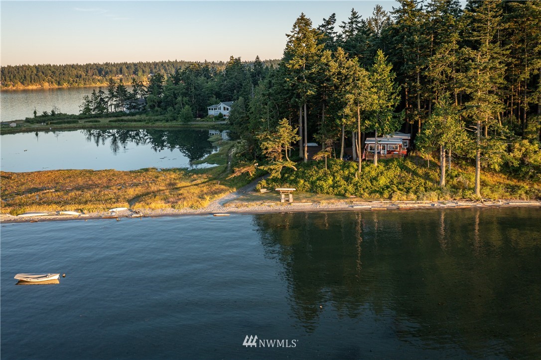 663 Port Stanley Road Lopez Island, WA 98261 - Photo 11 of 26