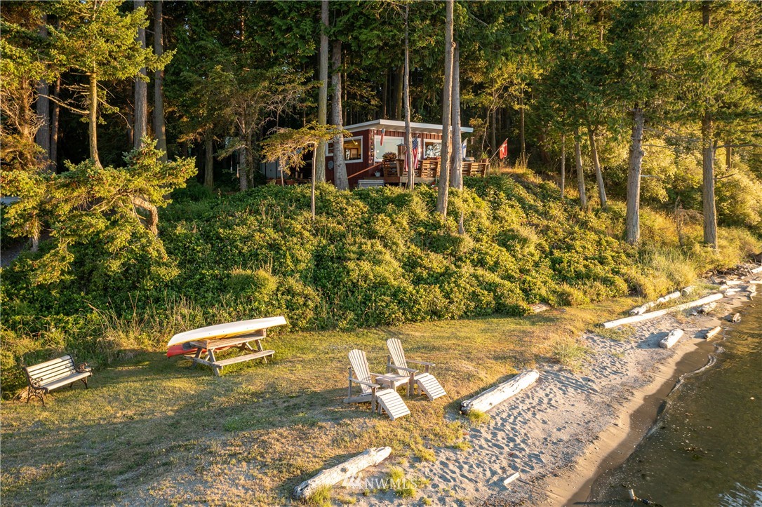 663 Port Stanley Road Lopez Island, WA 98261 - Photo 13 of 26