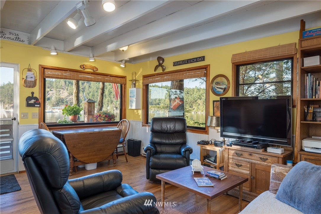 663 Port Stanley Road Lopez Island, WA 98261 - Photo 4 of 26