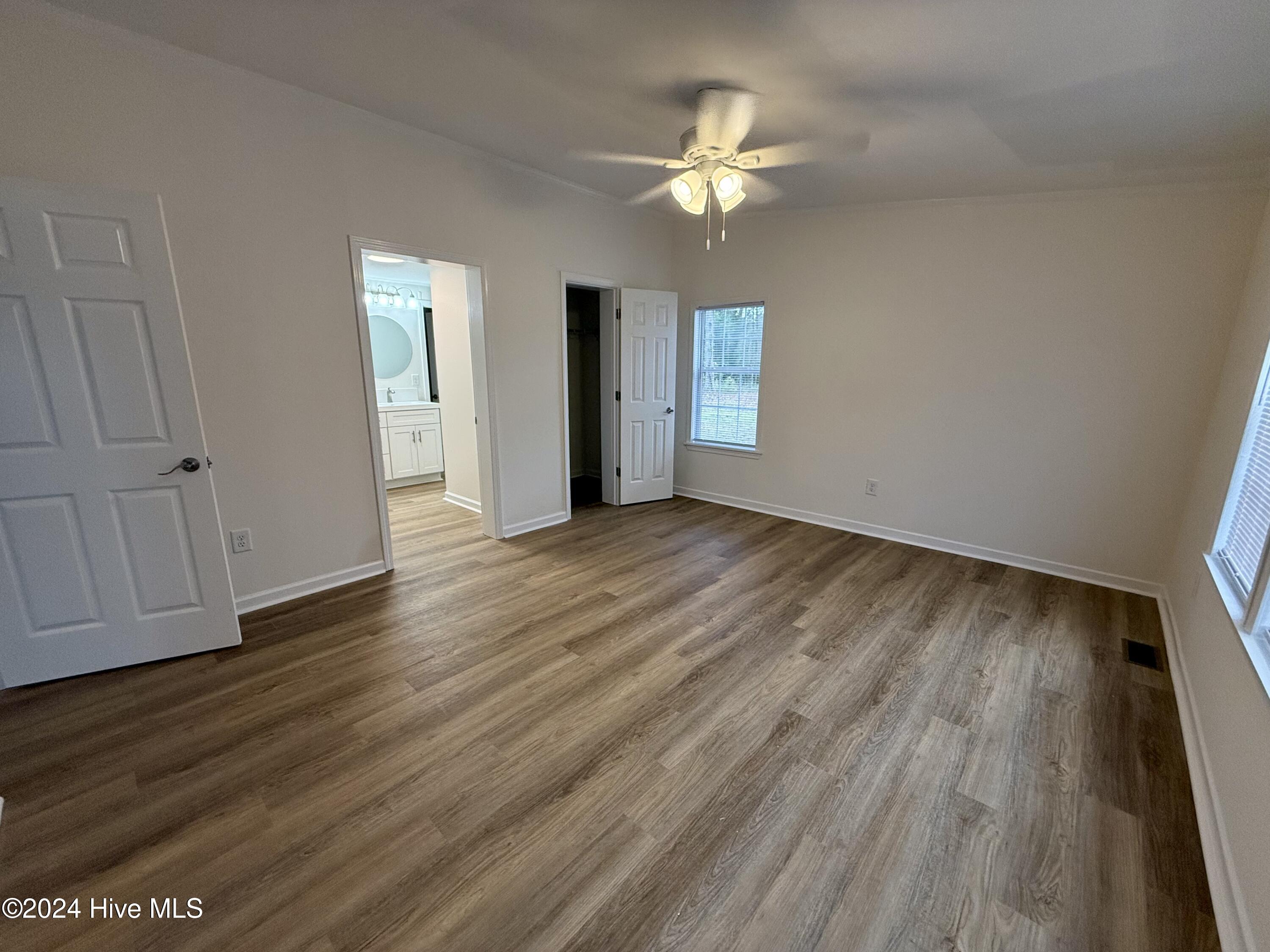 930 Willis Neck Road Vanceboro, NC 28586 - Photo 22 of 28 Master bedroom