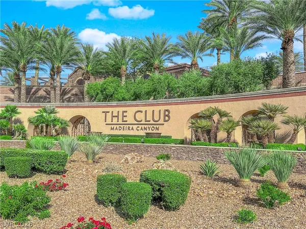 $985,000 | 2736 Liberation Drive, Henderson, NV 89044