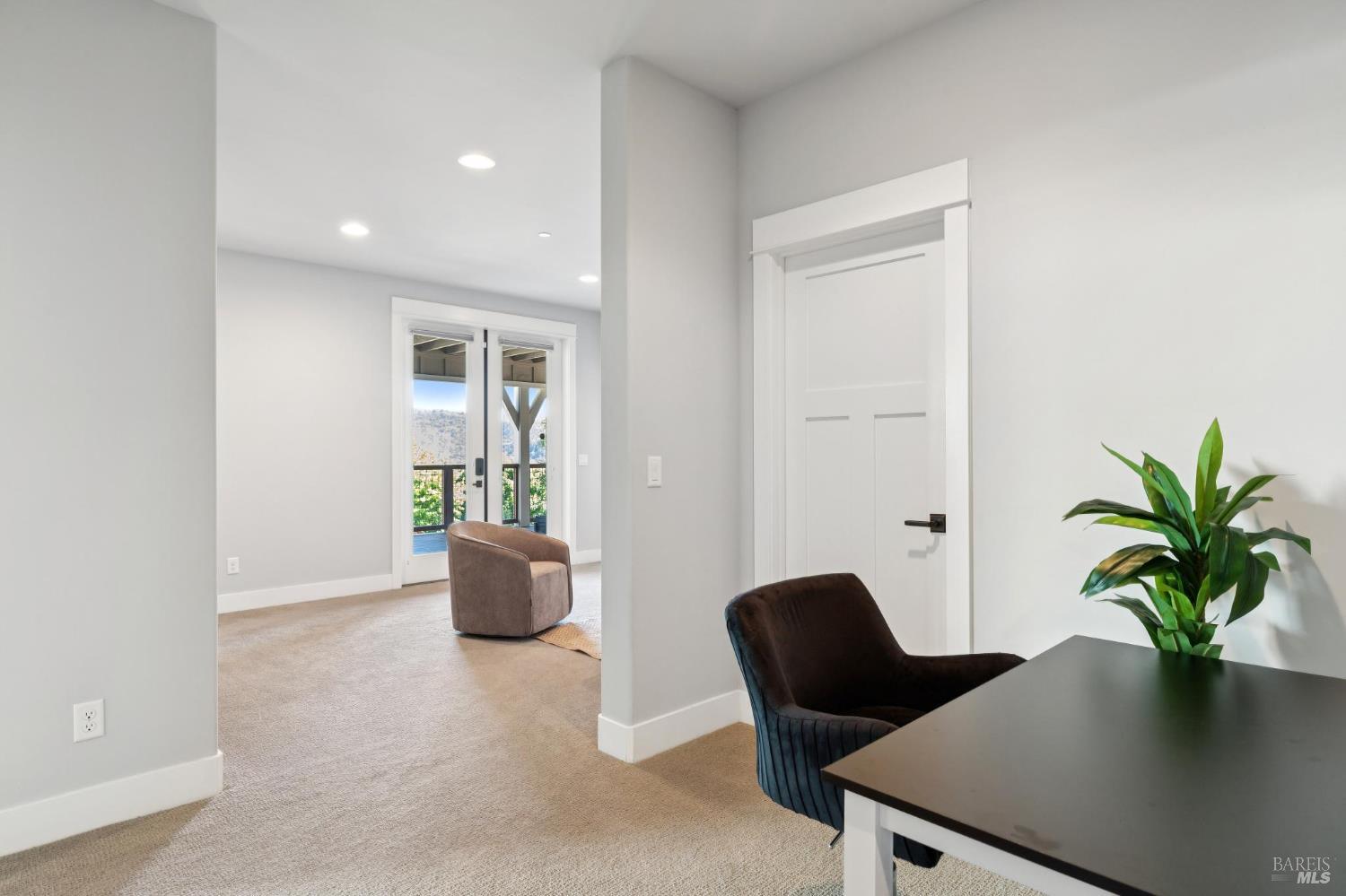 5980 Vista Ridge Santa Rosa, CA 95409 - Photo 41 of 63 a living room with furniture potted plant and a window