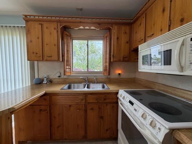 5107 Hollyhock Road Northwest Roanoke, VA 24012 - Photo 7 of 29 36