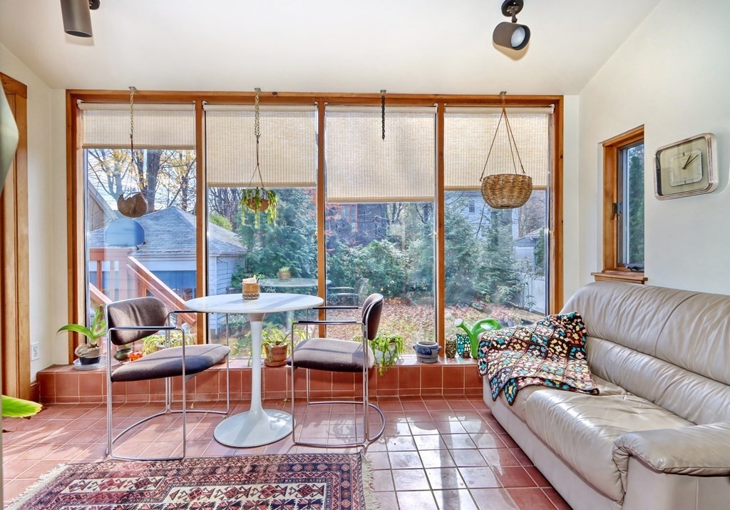 14 Halcyon Road Newton, MA 02459 - Photo 6 of 29 Gallery Image 6