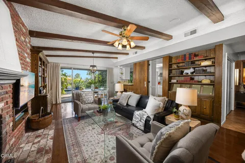 $2,250,000 | 1324 El Vago Street, La Canada Flintridge, CA 91011