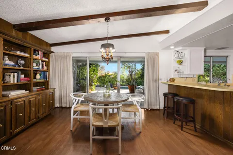 $2,250,000 | 1324 El Vago Street, La Canada Flintridge, CA 91011