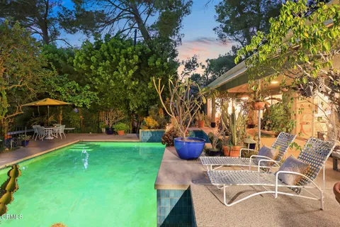 $2,250,000 | 1324 El Vago Street, La Canada Flintridge, CA 91011