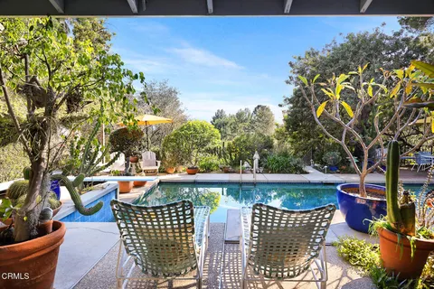 $2,250,000 | 1324 El Vago Street, La Canada Flintridge, CA 91011