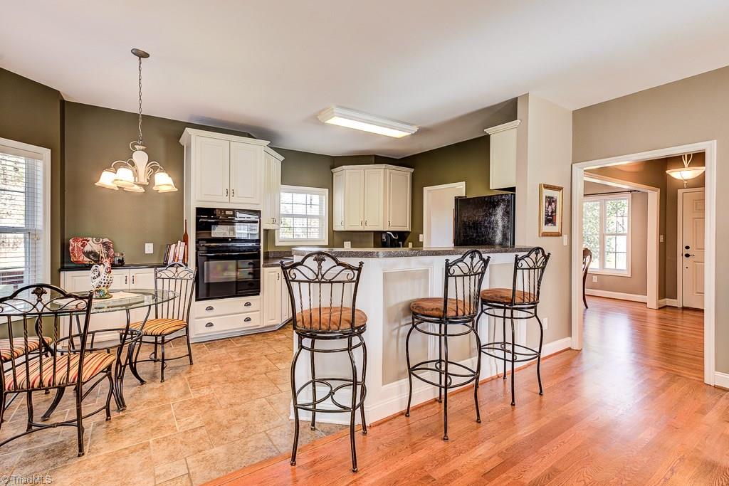 7805 Perthshire Drive Oak Ridge, NC 27310 - Photo 11 of 30