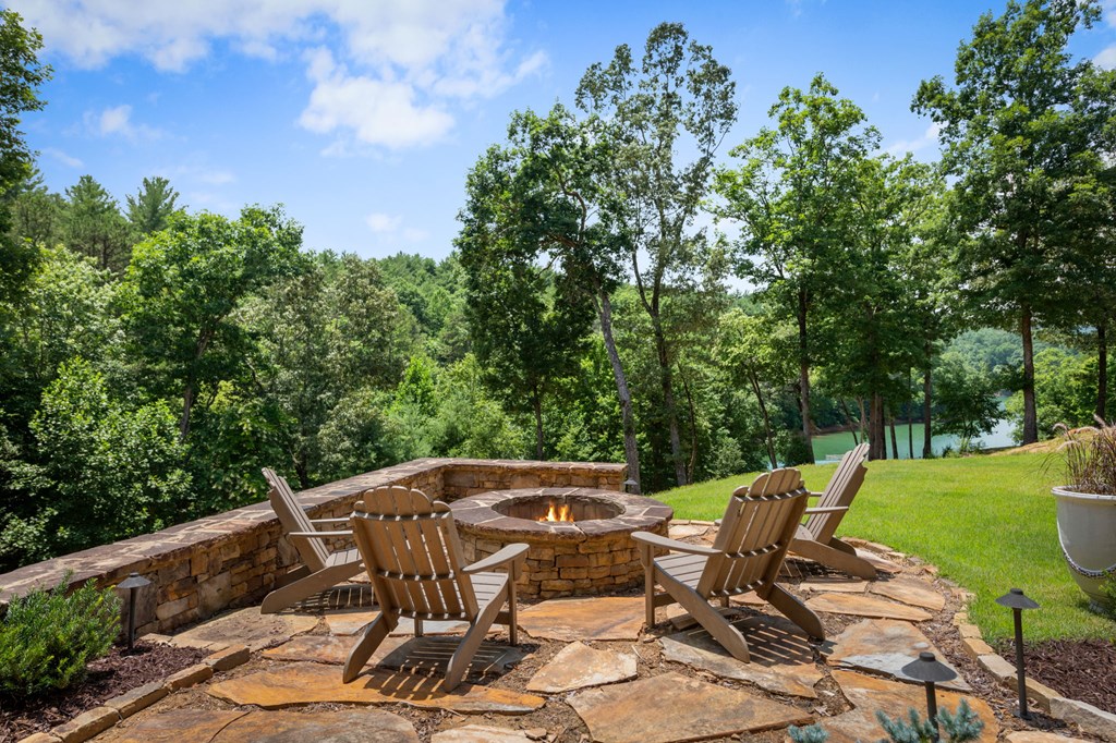 355 Old Camp Loop Morganton, GA 30560 - Photo 12 of 100