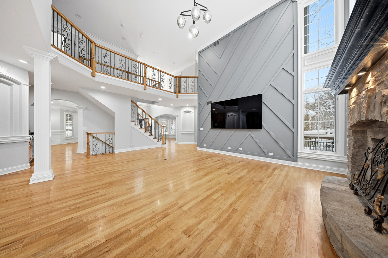 761 Reserve Court South Elgin, IL 60177 - Photo 13 of 89