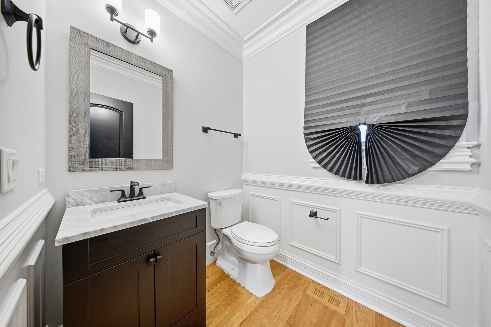 761 Reserve Court South Elgin, IL 60177 - Photo 28 of 89 a bathroom with a sink a toilet and a mirror