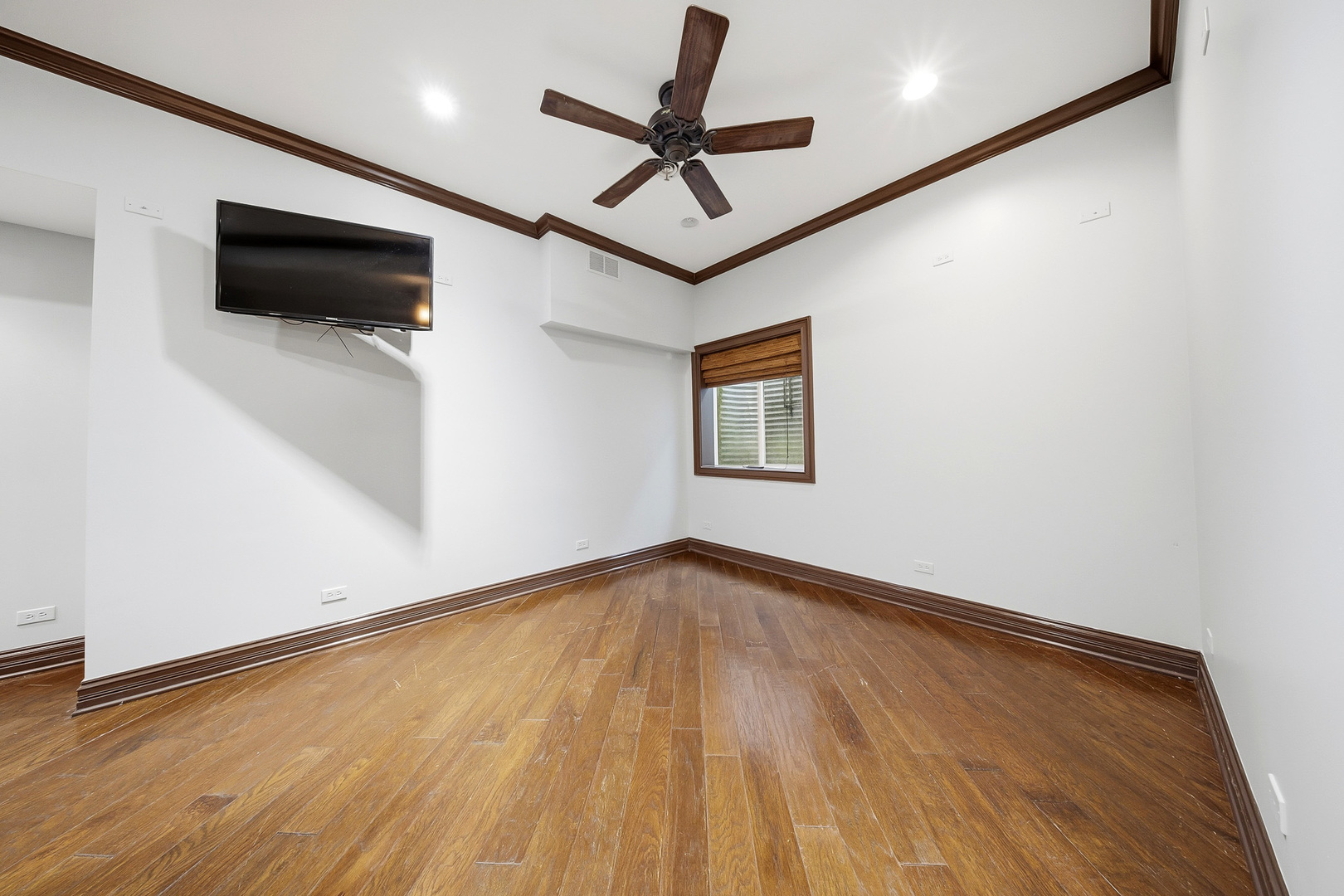 761 Reserve Court South Elgin, IL 60177 - Photo 70 of 89 a view of a livingroom with a flat screen tv