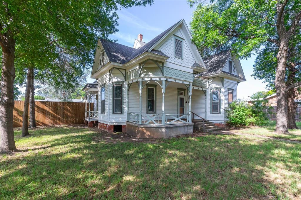 601 West 3rd Street Baird, TX 79504 - Photo 3 of 34