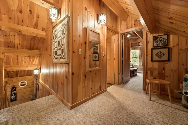 $639,000 | 70 Sugarloaf Drive, Carroll, NH 03595