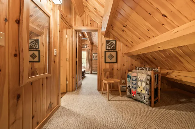 $639,000 | 70 Sugarloaf Drive, Carroll, NH 03595