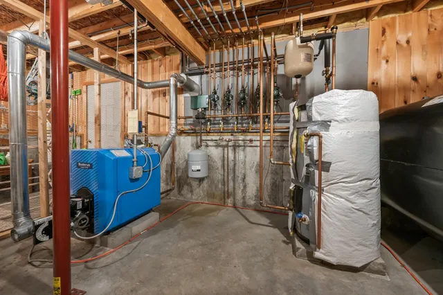 $639,000 | 70 Sugarloaf Drive, Carroll, NH 03595