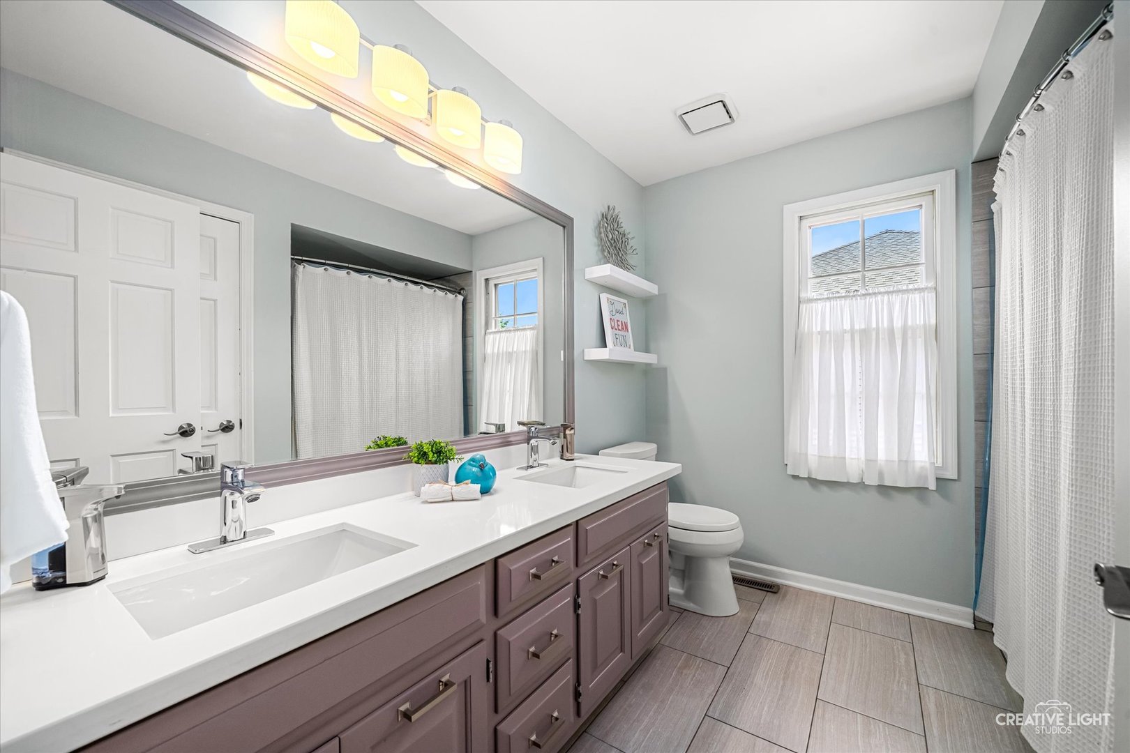 1644 Riparian Drive Naperville, IL 60565 - Photo 27 of 66