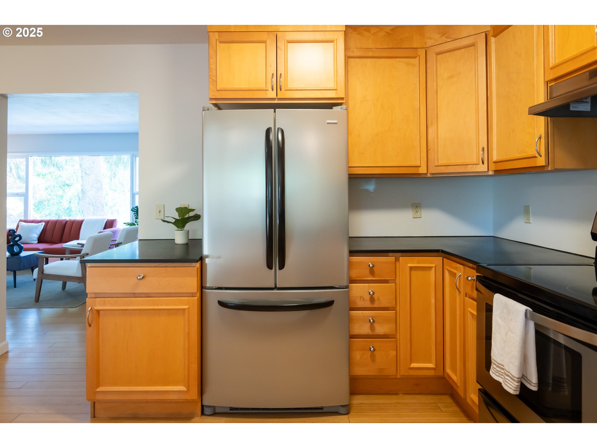 1379 Tucker Road Hood River, OR 97031 - Photo 24 of 48