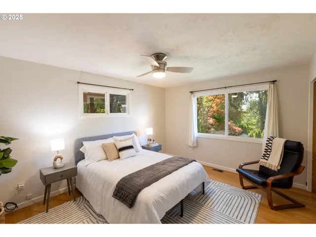 $650,000 | 1379 Tucker Road, Hood River, OR 97031