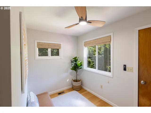 $650,000 | 1379 Tucker Road, Hood River, OR 97031